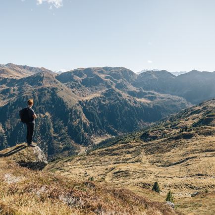 Regenfeld Round Tour