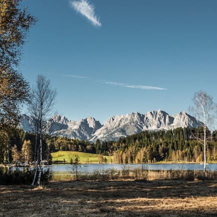 Schwarzsee_im_Herbst_1050x700@KurtTropper_DSC0410.jpg