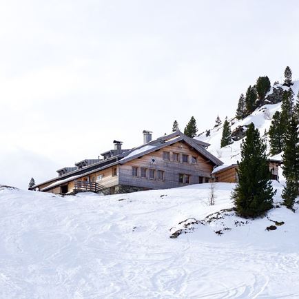 Neue Bamberger Hütte @Sandra Kruckenhauser.jpg